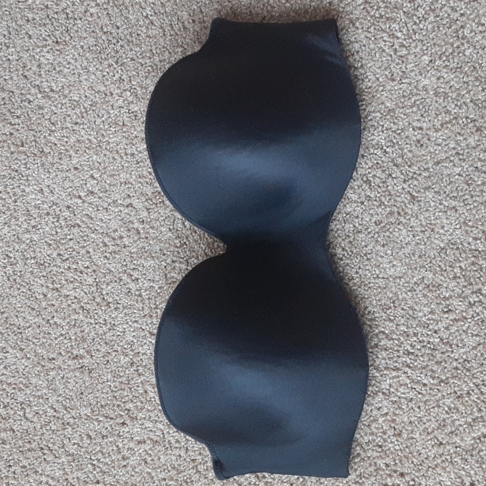 Strapless bra